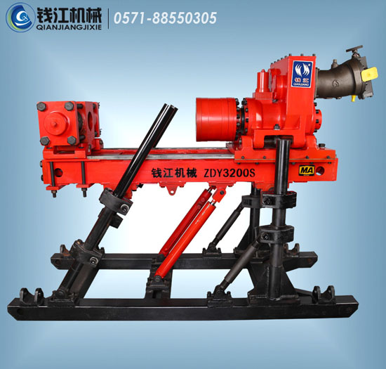 ZDY3200<a href=http://m.by31kong.com/1.html target='_blank'>全<a href=http://m.by31kong.com/ target='_blank'>液壓鉆機(jī)</a></a>